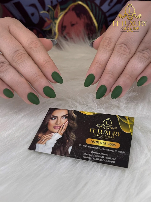 LT Luxury Nails & Bar